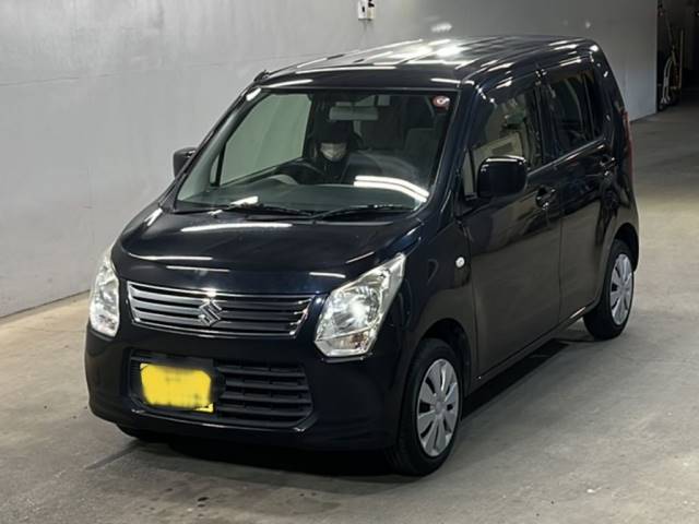 518 SUZUKI WAGON R MH34S 2014 г. (KCAA Fukuoka)